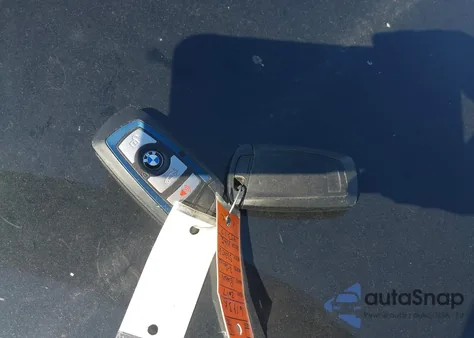 2017 BMW 330 xDrive из США, поврежденный, VIN WBA8Z9C59HG453117